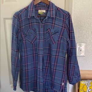 Women’s Blue and Pink Plaid Flannel Shirt -large